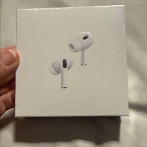 Amazon White Earbud Headphones